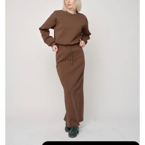 Elegant Brown Maxi Skirt and sweater